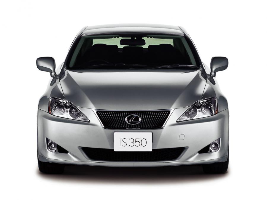  Lexus IS350 2005 года  (JP) (фото 8 из 10)